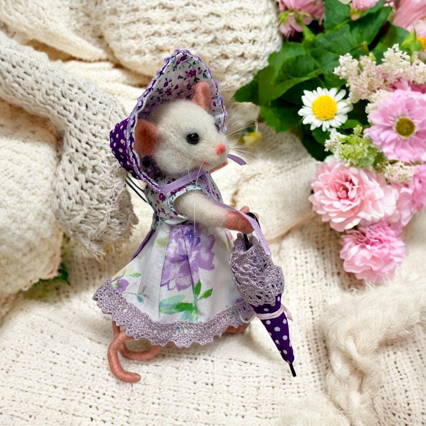 Victorian Lady Mouse with Baby – Handmade Needle-Felted Collectible Art Doll
