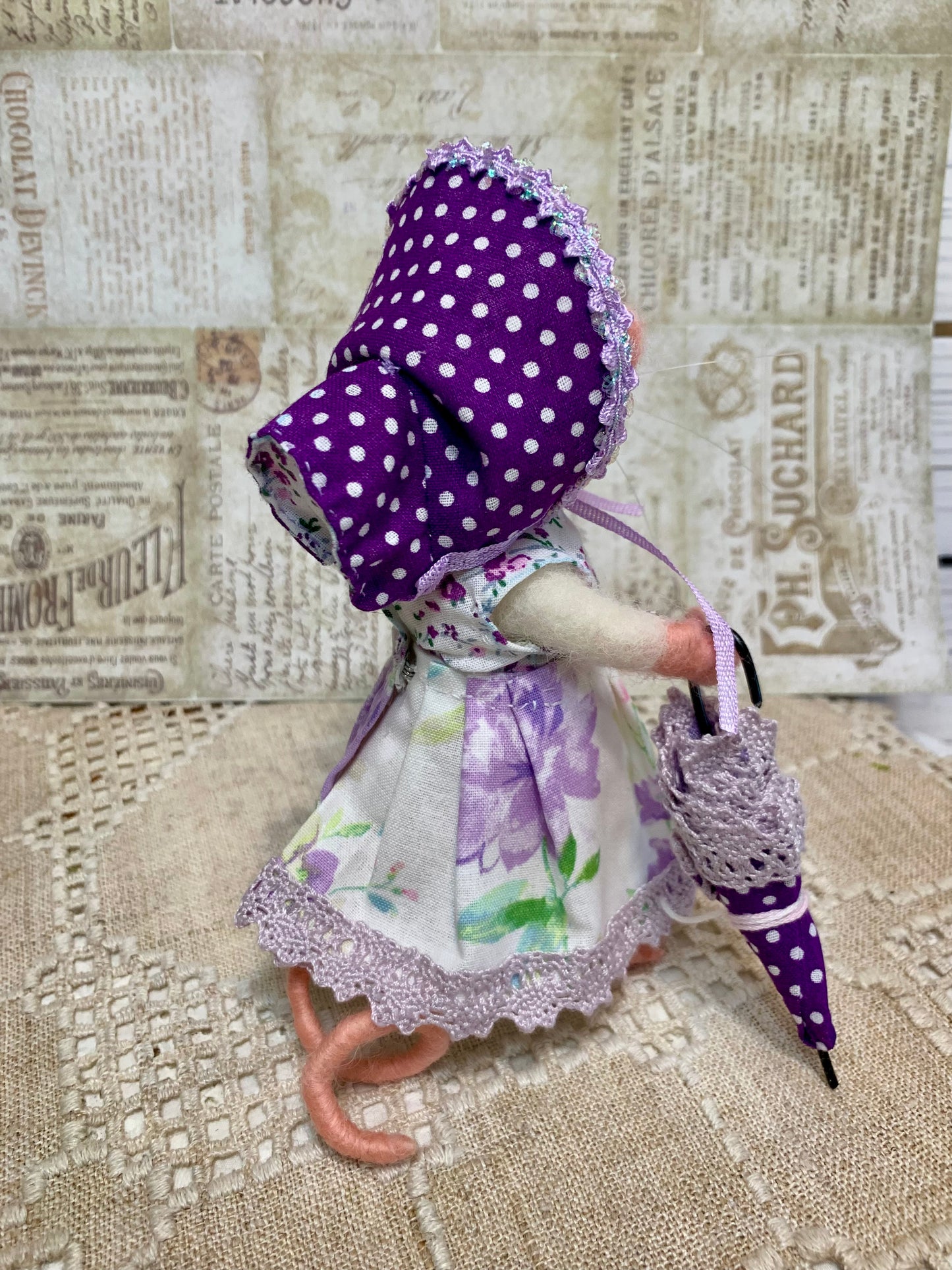 Victorian Lady Mouse with Baby – Handmade Needle-Felted Collectible Art Doll