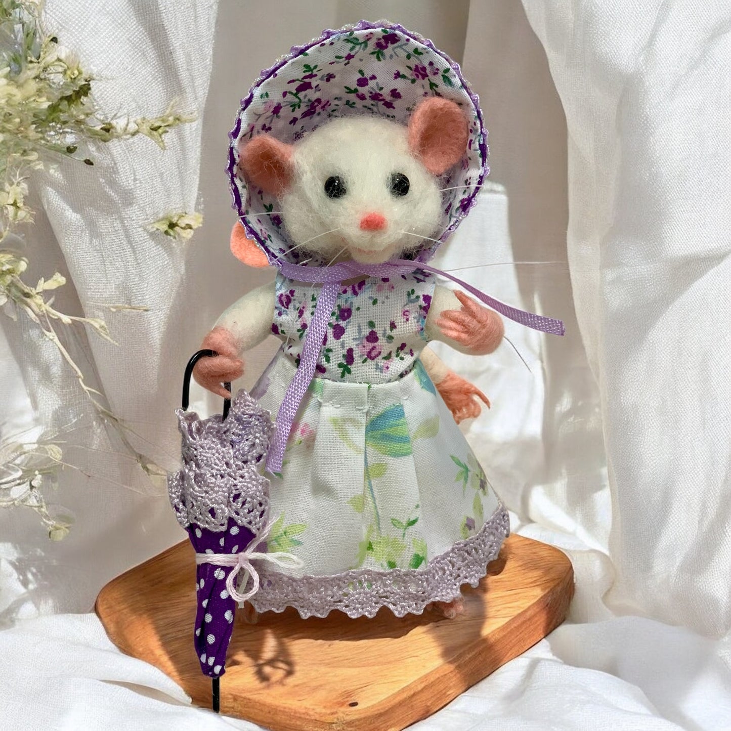 Victorian Lady Mouse with Baby – Handmade Needle-Felted Collectible Art Doll