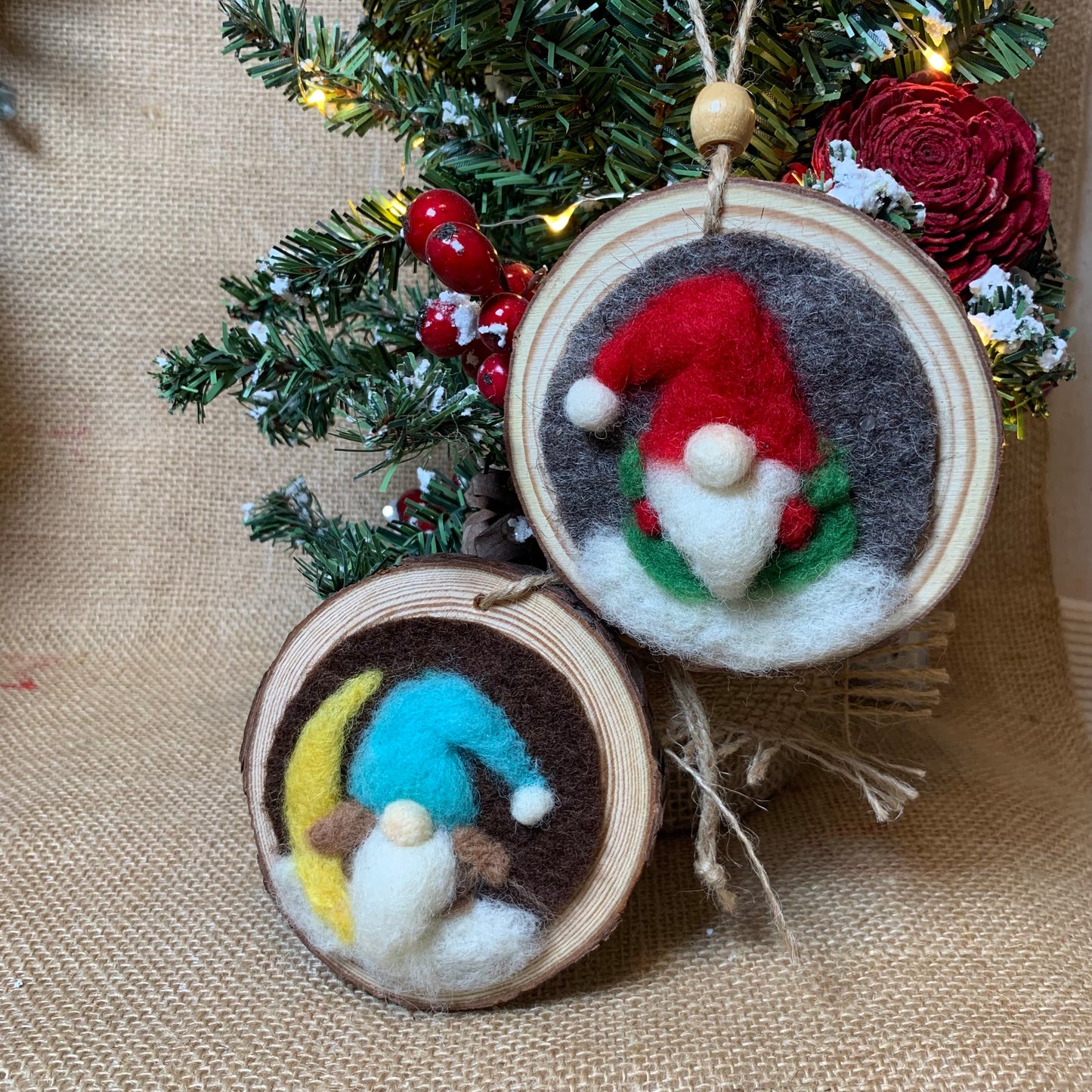 Handmade Christmas Gnome Wool Ornament, Felt Holiday Decor– Nordic Tomte – Rustic Wood Slice Holiday Gift