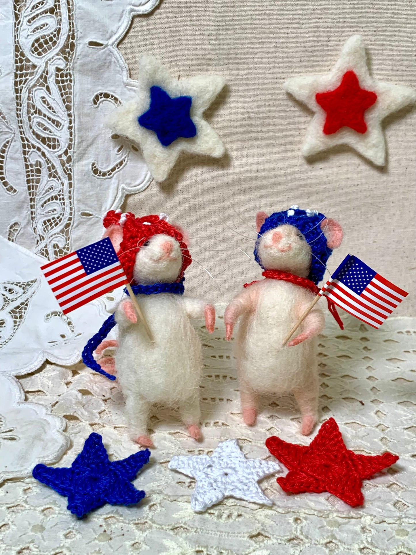 Needle Felted Patriotic Mouse – Handmade Wool Mouse in Red, White & Blue – Fourth of July Decor, Americana Figurine, Mouse Art Doll
