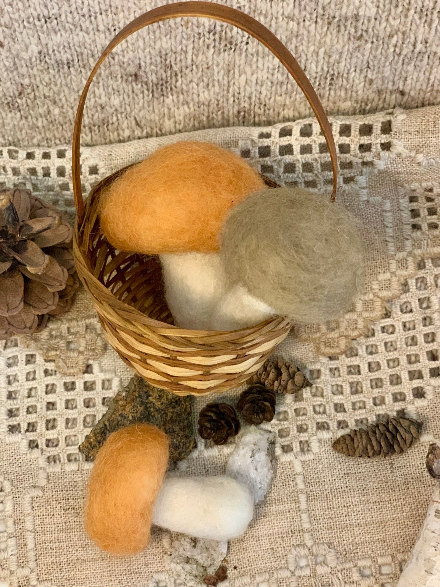 Needle Felted Orange Mushrooms – Magical Fairy Decor, Whimsical Woodland Art, Handmade Cottagecore Gifts, Ornaments Set of 3 Mushroom