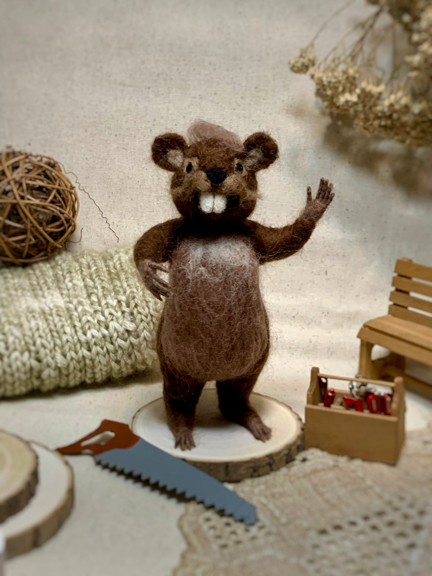 Needle Felted Beaver – Handmade Wool Animal – Bucky the Beaver Woodland Decor – Cute Felt Animal Figurine Gift