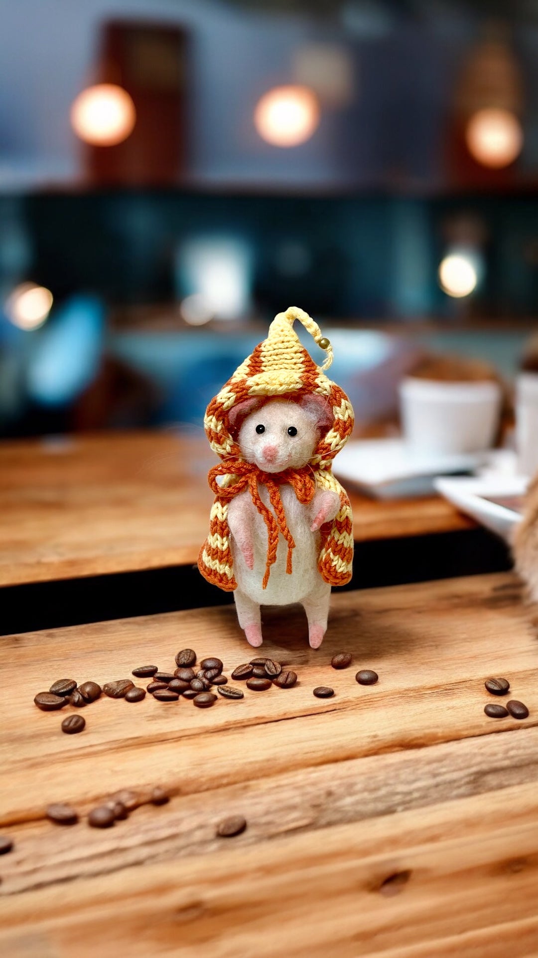 Handmade Needle Felted Mouse – Whimsical Wool Art Dolls in Colorful Outfits – Collectible Figurines, Gift for Mouse Lovers