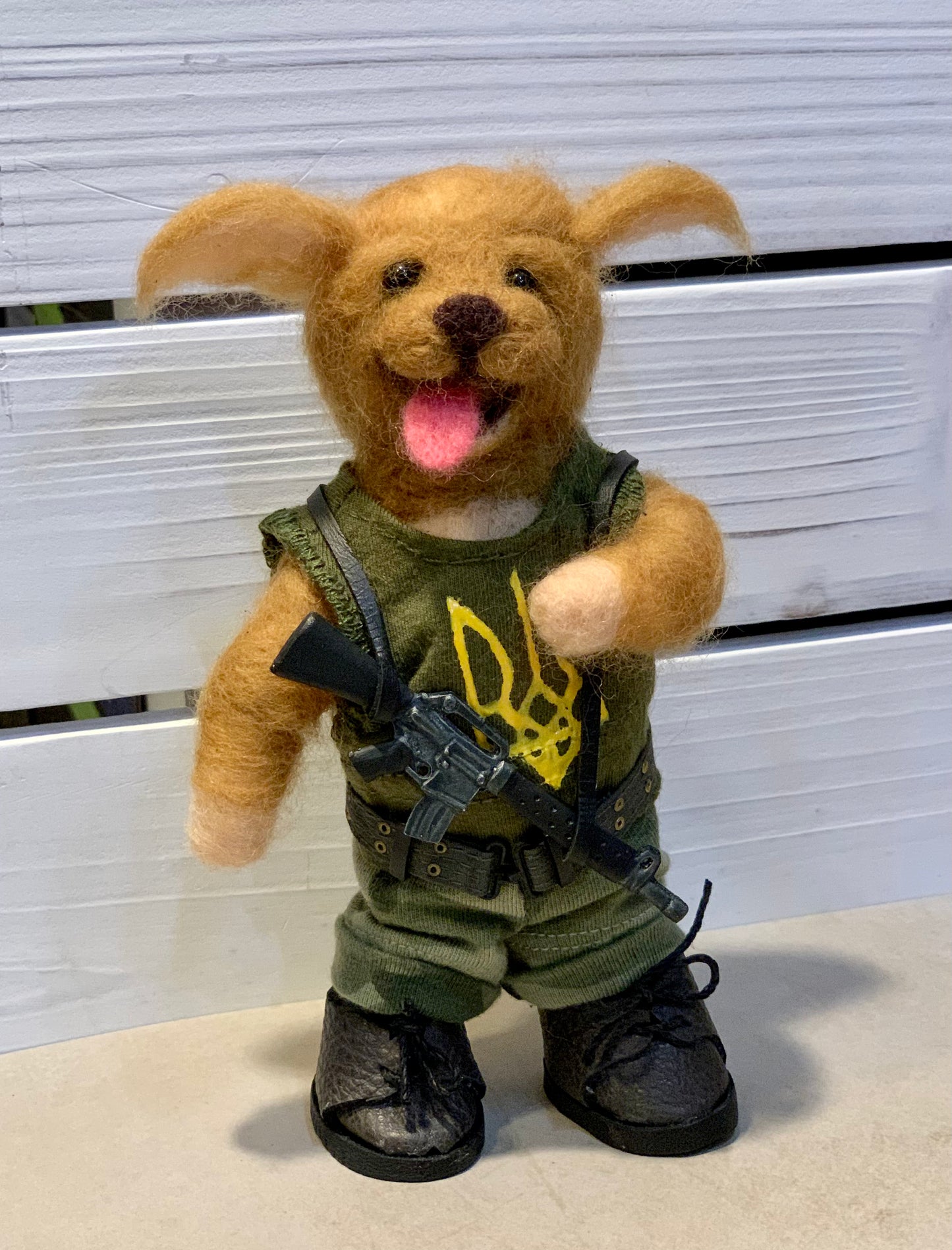 Bayraktar the Dog, Needle Felted Military Dog – Handmade Ukrainian Support Plush Toy – Cute Soldier Dog Figurine – Collectible Gift for Dog Lovers Yellow Lab