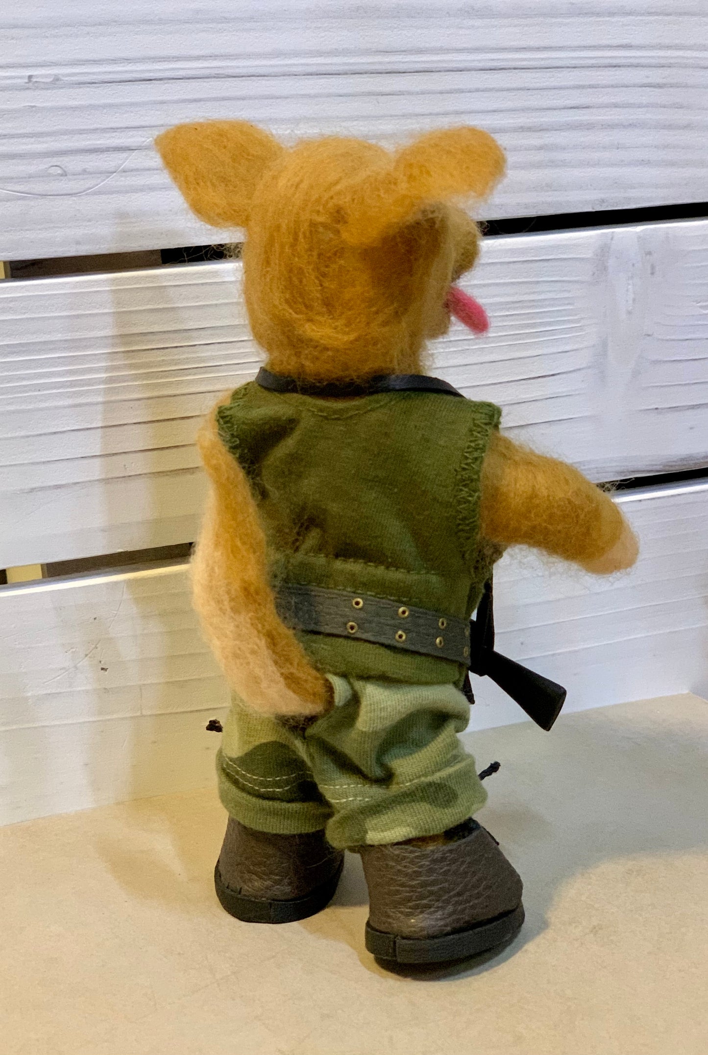 Bayraktar the Dog, Needle Felted Military Dog – Handmade Ukrainian Support Plush Toy – Cute Soldier Dog Figurine – Collectible Gift for Dog Lovers Yellow Lab