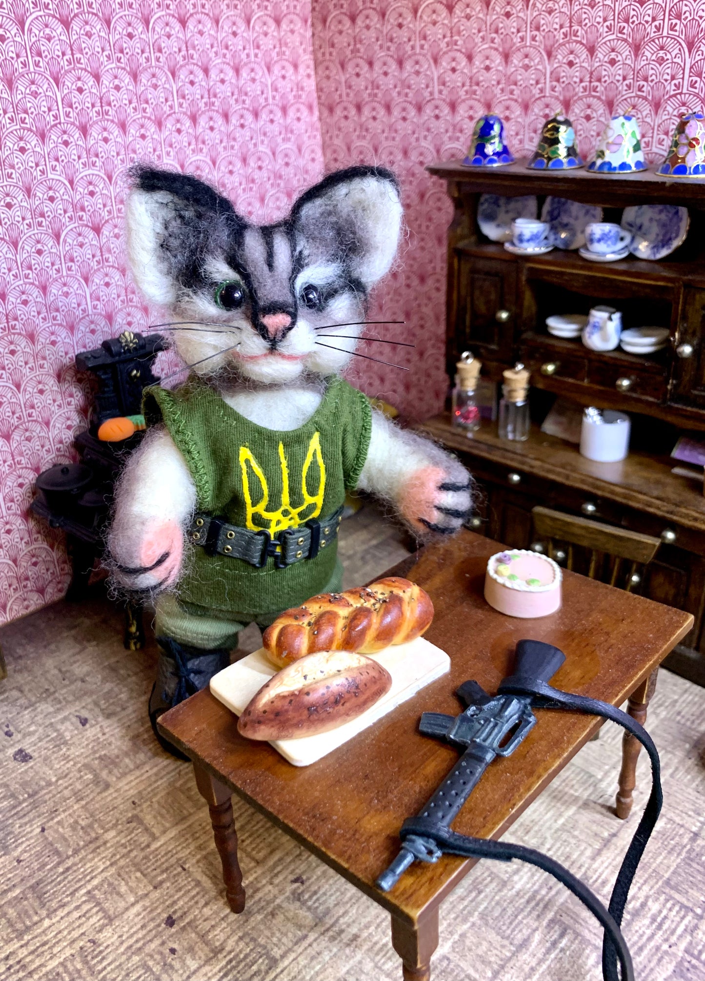 Javelina the Cat, Needle Felted Cat Miniature – Handmade Wool Cat Figurine – Cute Feline Plush Doll Collectible Gift for Cat Lovers– Support Ukraine