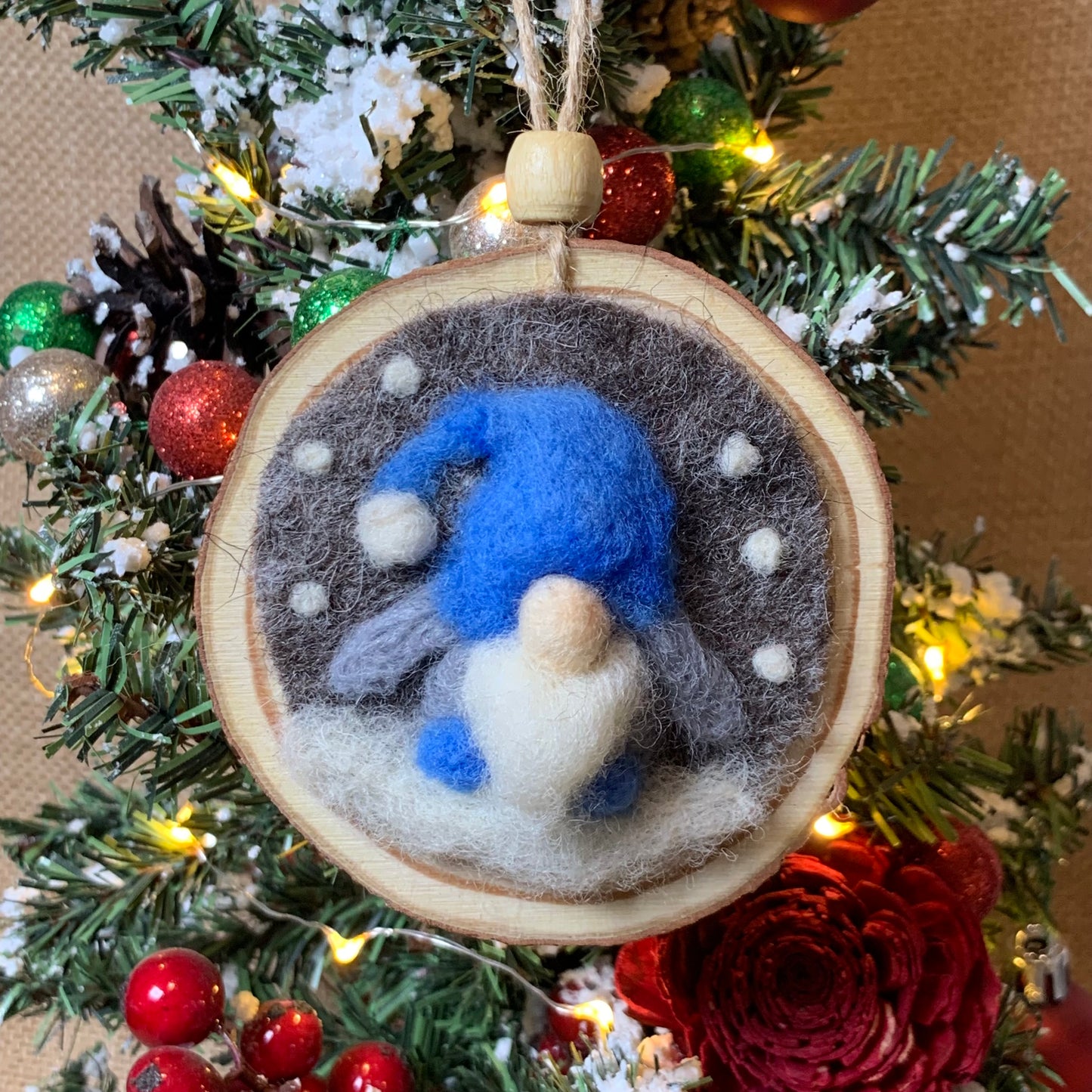 Handmade Christmas Gnome Wool Ornament, Felt Holiday Decor– Nordic Tomte – Rustic Wood Slice Holiday Gift