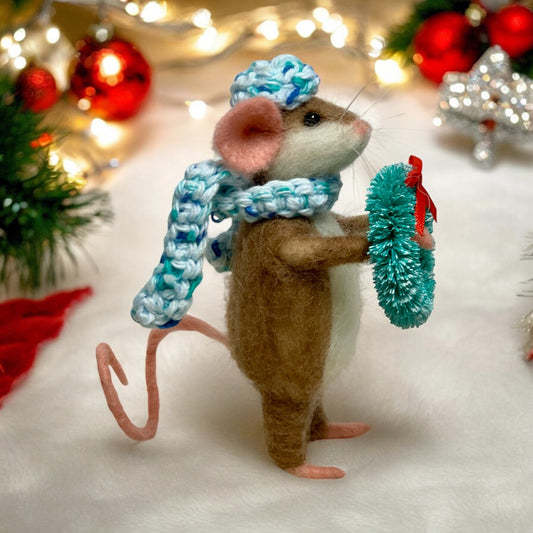 Christmas Mouse Pip Cute Toy Waldorf inspired Sweet Little Beige Stuffed Animal Winter Elf with Wreath Needle Felted Dressed Figurine Winter