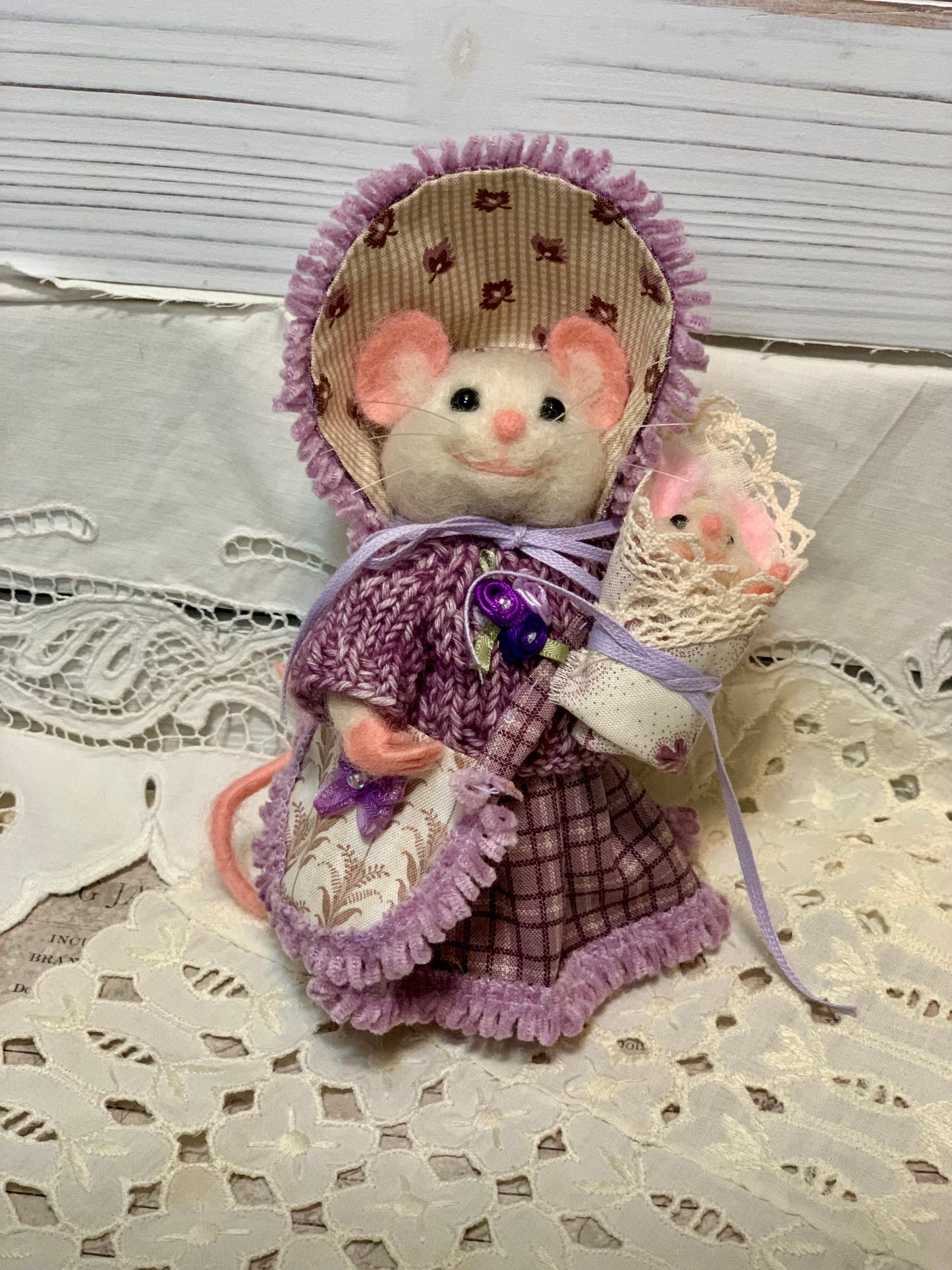 Winny the Nanny Mouse – OOAK Needle Felted Art Doll | Handmade Victorian Lady Felt Mouse with Baby