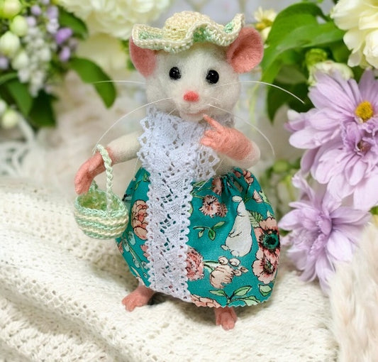 Spring Mouse  – Handmade Needle-Felted Collectible Art Doll