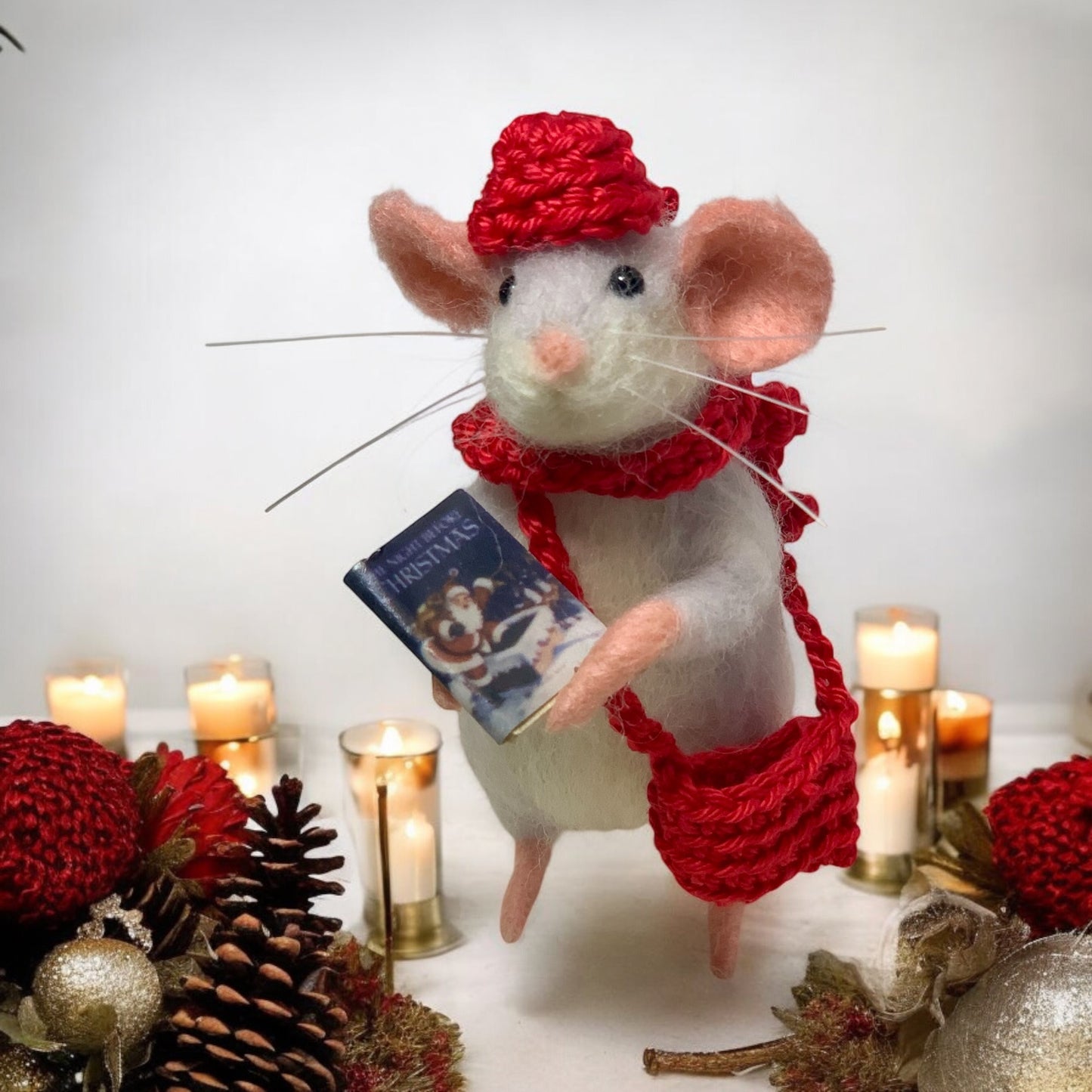 Needle-Felted Mouse with Book – Handmade Natural Fiber Art Doll | Whimsical Woodland Decor Collectible Dressed Figurine