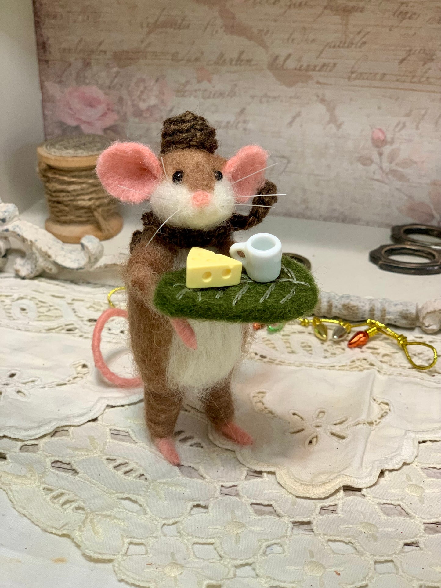 Needle-Felted Pip the Mouse – Handmade Autumn Coffee Art Doll | Whimsical Woodland Decor Collectible Dressed Figurine