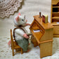 Librarian Mouse – Needle Felted Mouse – Handmade Wool Art Doll, Whimsical Collectible, Vintage Librarian Decor, Gift for Book Lovers