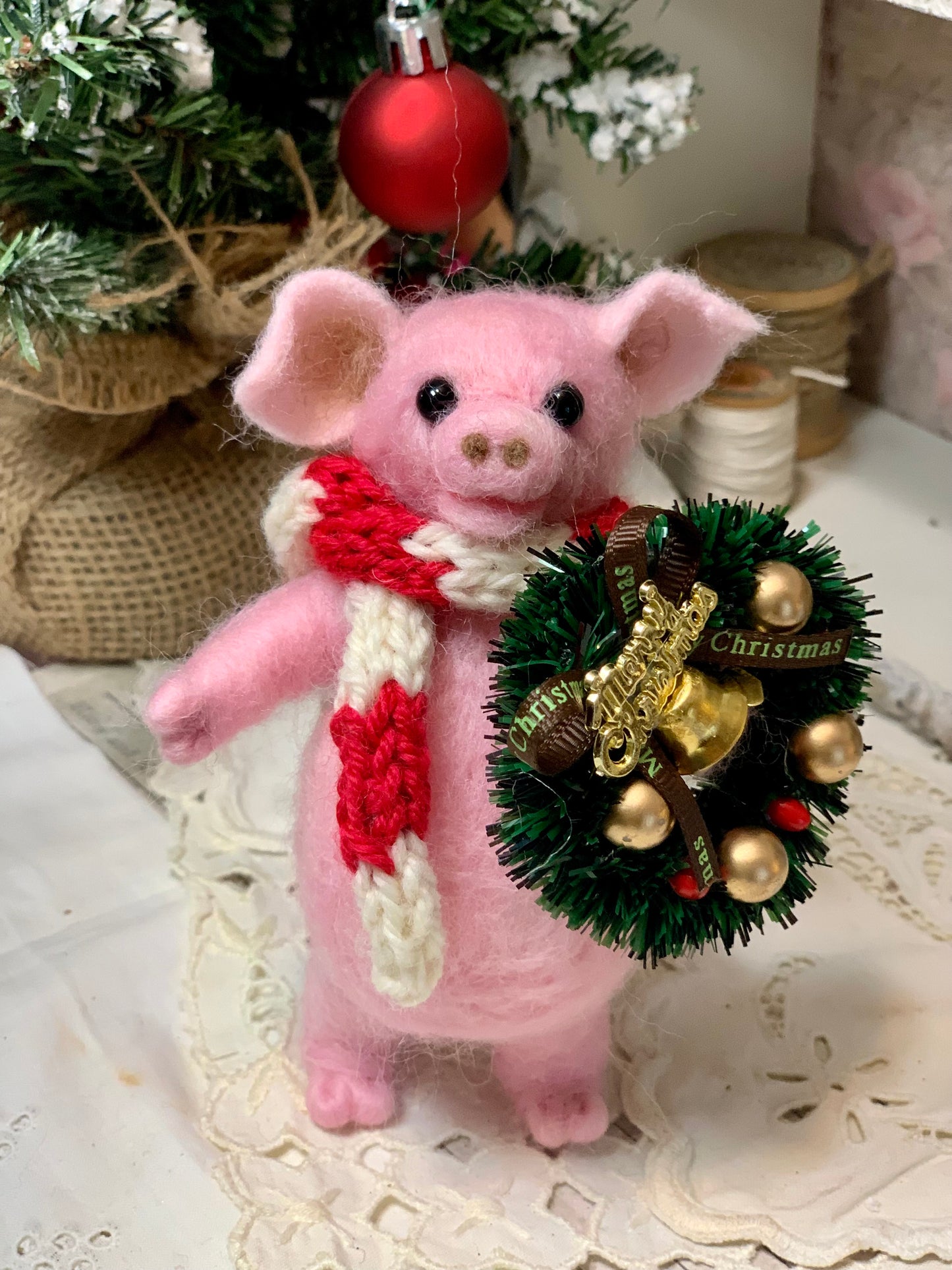 Needle Felted Pig | Handmade Wool Piggy Toy | Cute Farm Animal Figurine | Pig Lovers Gift | Rustic Home Decor Christmas Ornament with Wreath