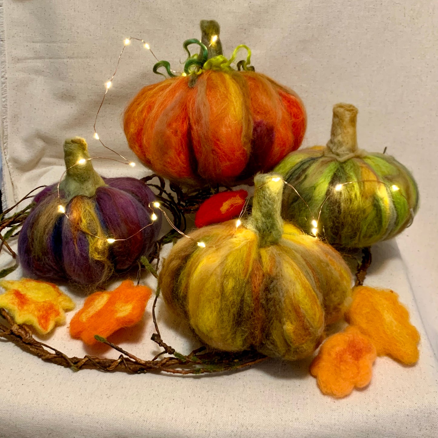 Large Needle Felted Pumpkin Set – Handmade Wool Fall Display, Rustic Autumn Decor, Custom Pumpkin Centerpiece, Harvest Table Decor