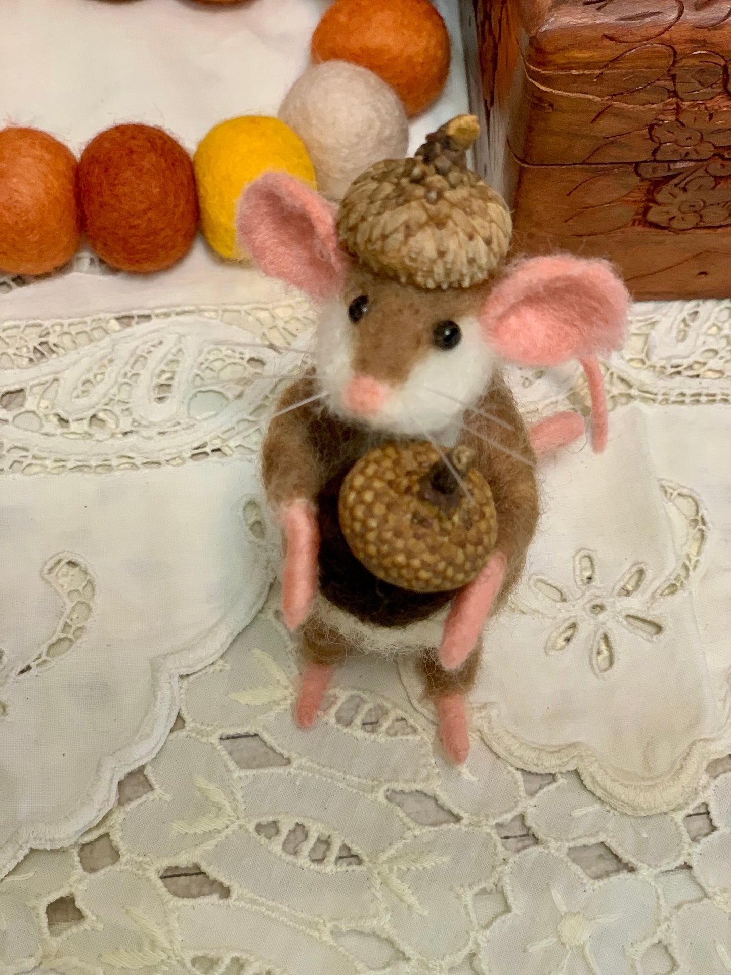 Needle-Felted Pip the Mouse with Acorn – Handmade Natural Fiber Art Doll | Whimsical Woodland Decor Collectible Dressed Figurine