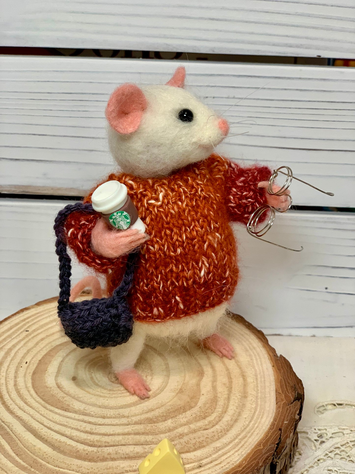 Pumpkin Needle-Felted Mouse – Handmade Autumn Decor, Cute Coffee Lover Mouse, Fall Gift, Wool Figurine for Mouse Collectors Stuffed Animal