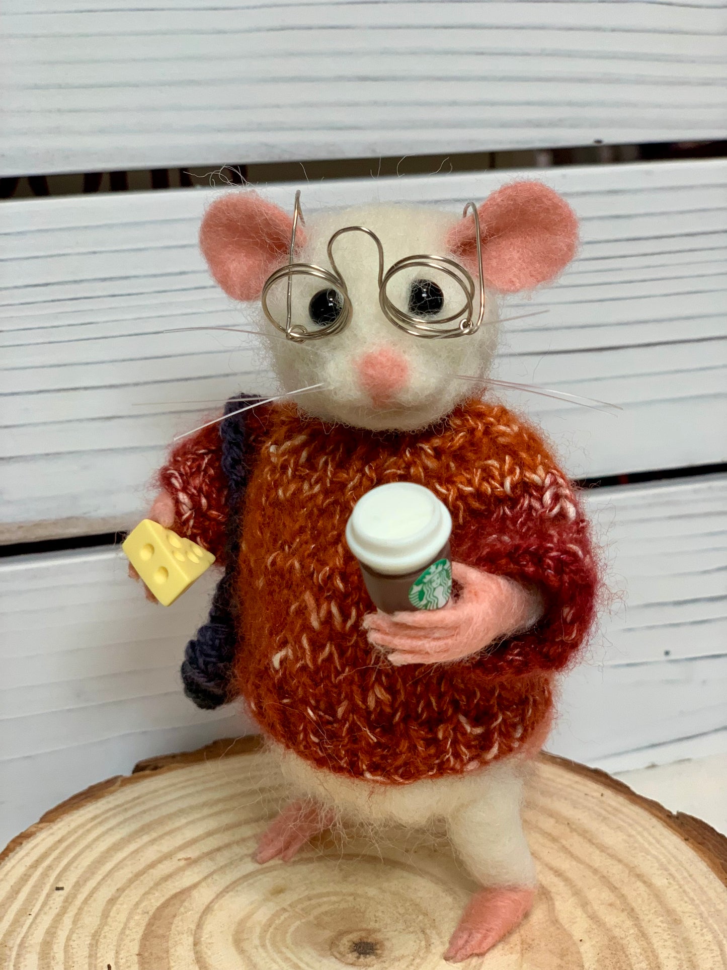 Pumpkin Needle-Felted Mouse – Handmade Autumn Decor, Cute Coffee Lover Mouse, Fall Gift, Wool Figurine for Mouse Collectors Stuffed Animal