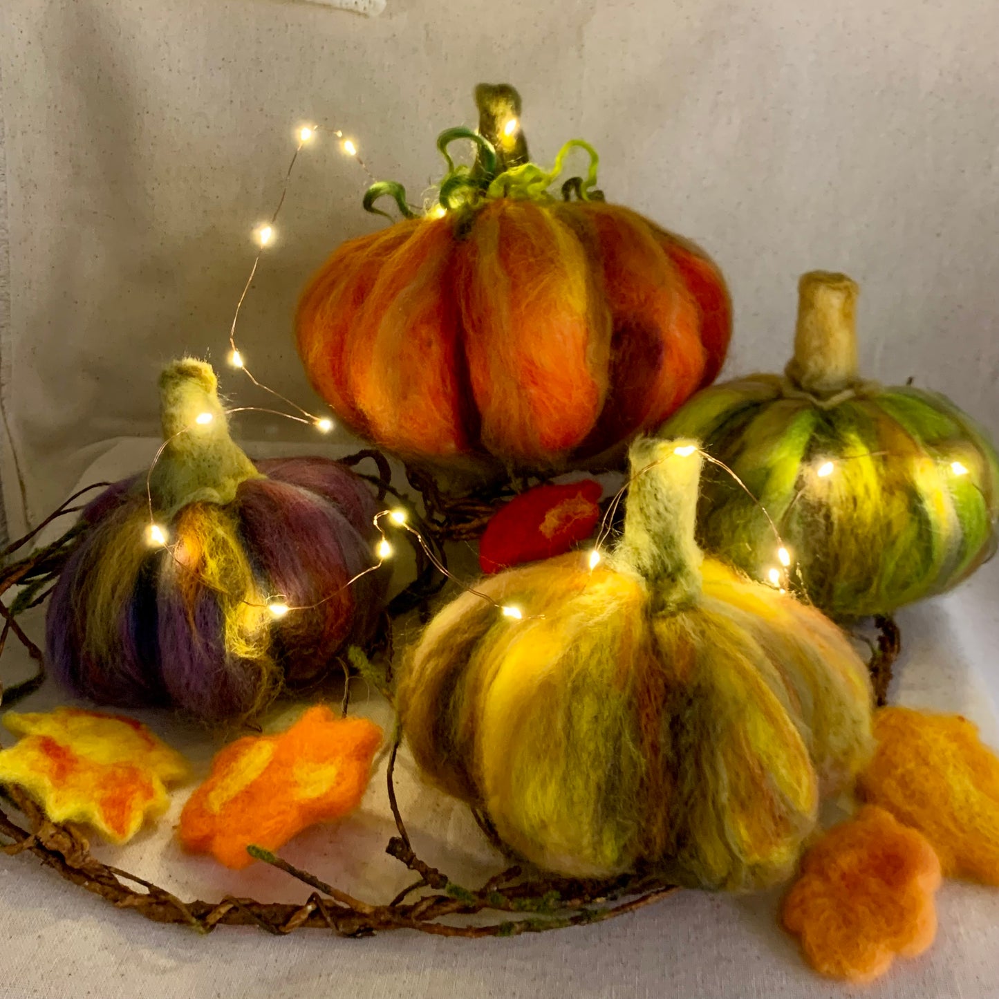 Large Needle Felted Pumpkin Set – Handmade Wool Fall Display, Rustic Autumn Decor, Custom Pumpkin Centerpiece, Harvest Table Decor