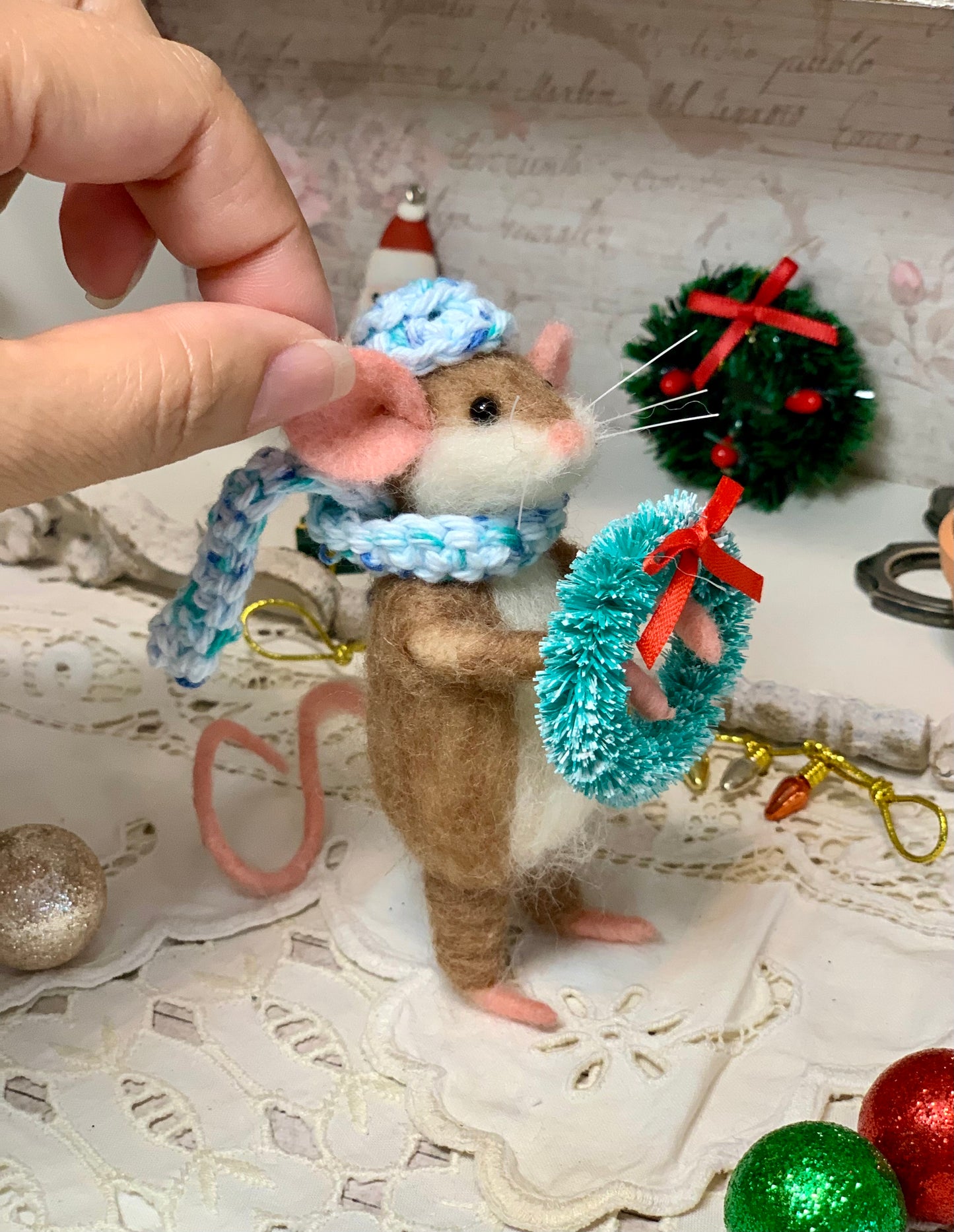 Christmas Mouse Pip Cute Toy Waldorf inspired Sweet Little Beige Stuffed Animal Winter Elf with Wreath Needle Felted Dressed Figurine Winter