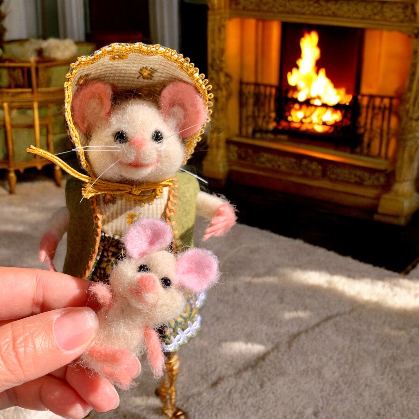 Victorian Lady Mouse with Baby – OOAK Needle Felted Collectible | Handmade Art Doll