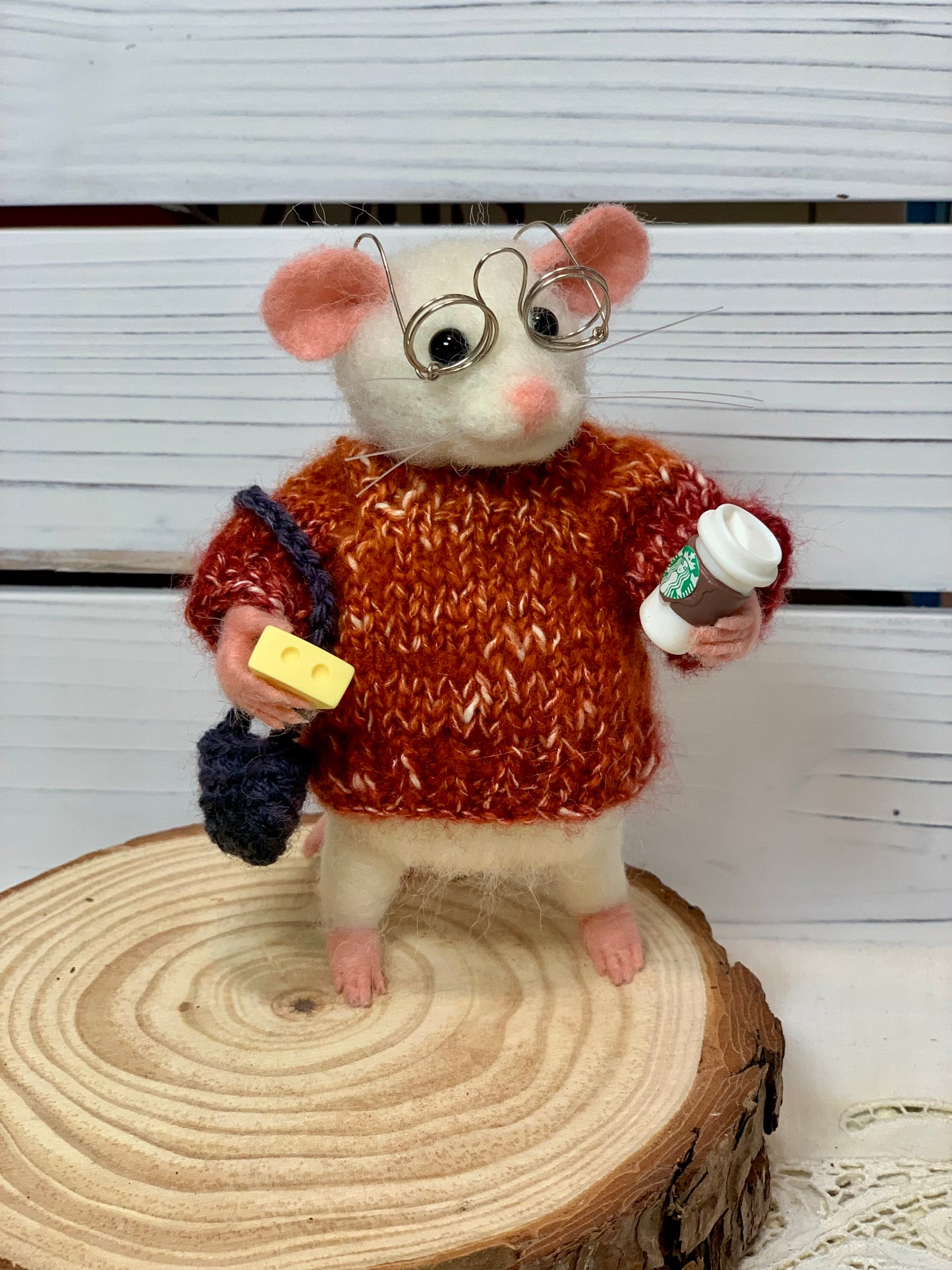 Pumpkin Needle-Felted Mouse – Handmade Autumn Decor, Cute Coffee Lover Mouse, Fall Gift, Wool Figurine for Mouse Collectors Stuffed Animal