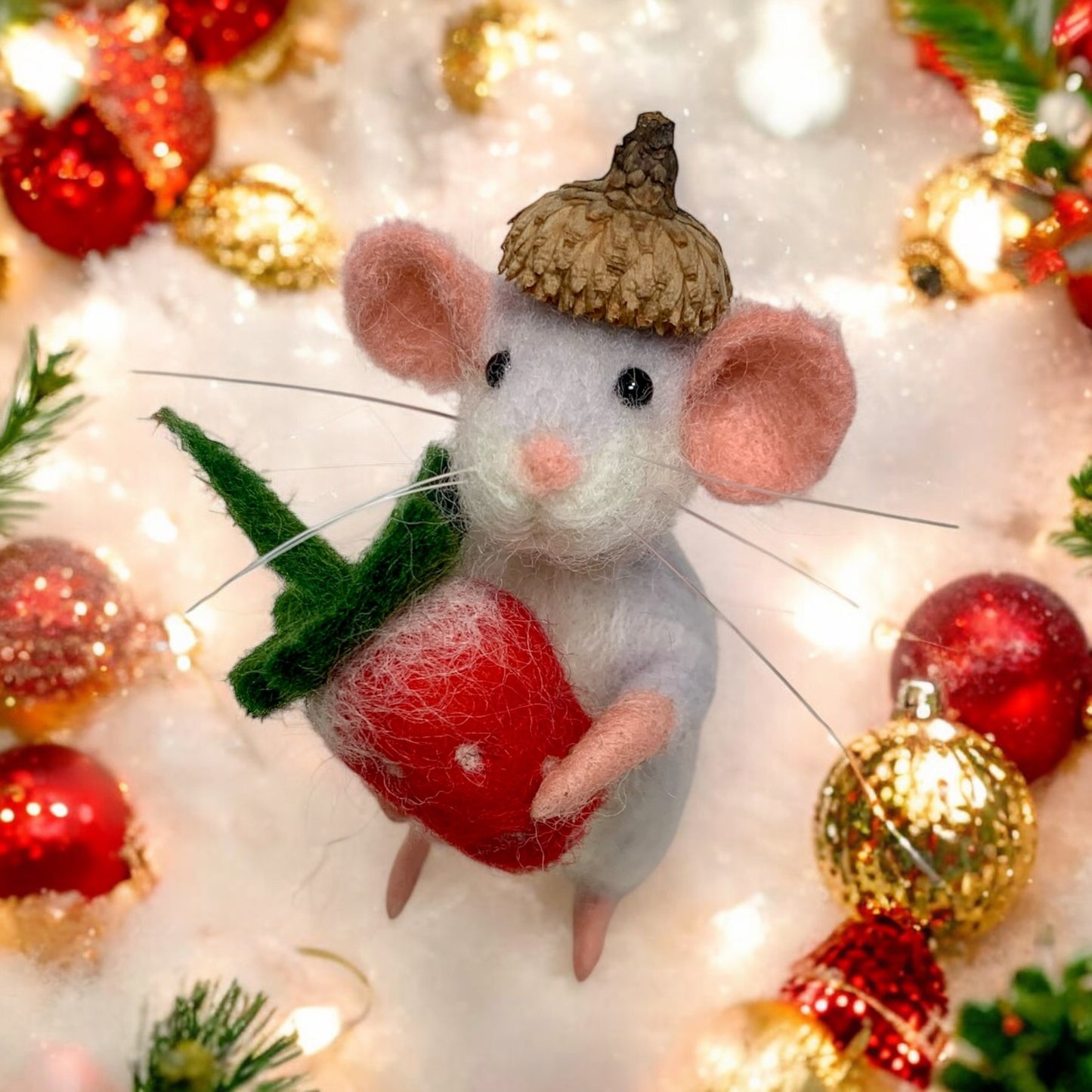 Needle-Felted Mouse with Strawberry – Handmade Natural Fiber Art Doll | Whimsical Woodland Decor Collectible Dressed Figurine