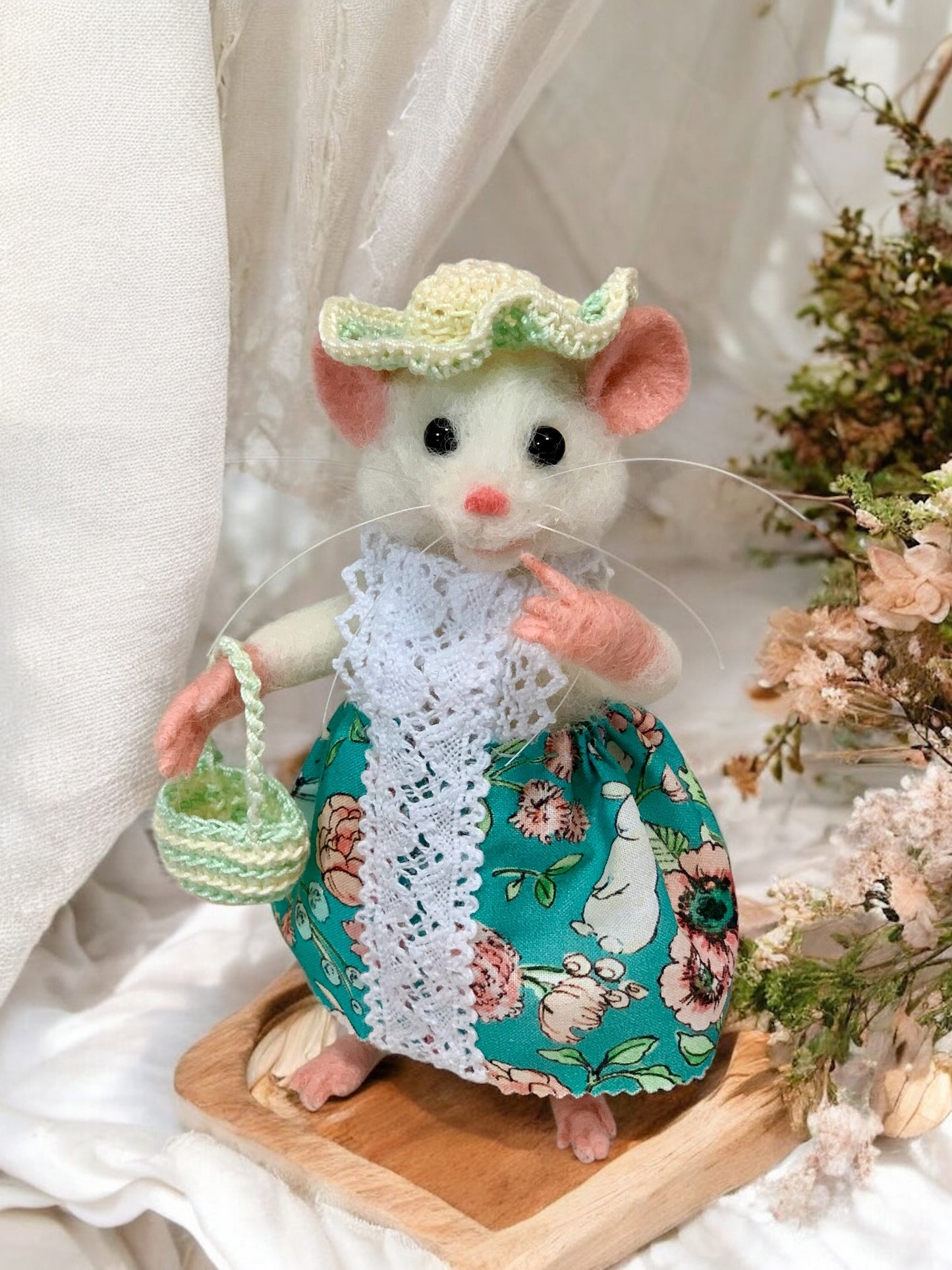 Sunshine Mouse – Needle Felted Mouse Doll – Whimsical Summer Decor