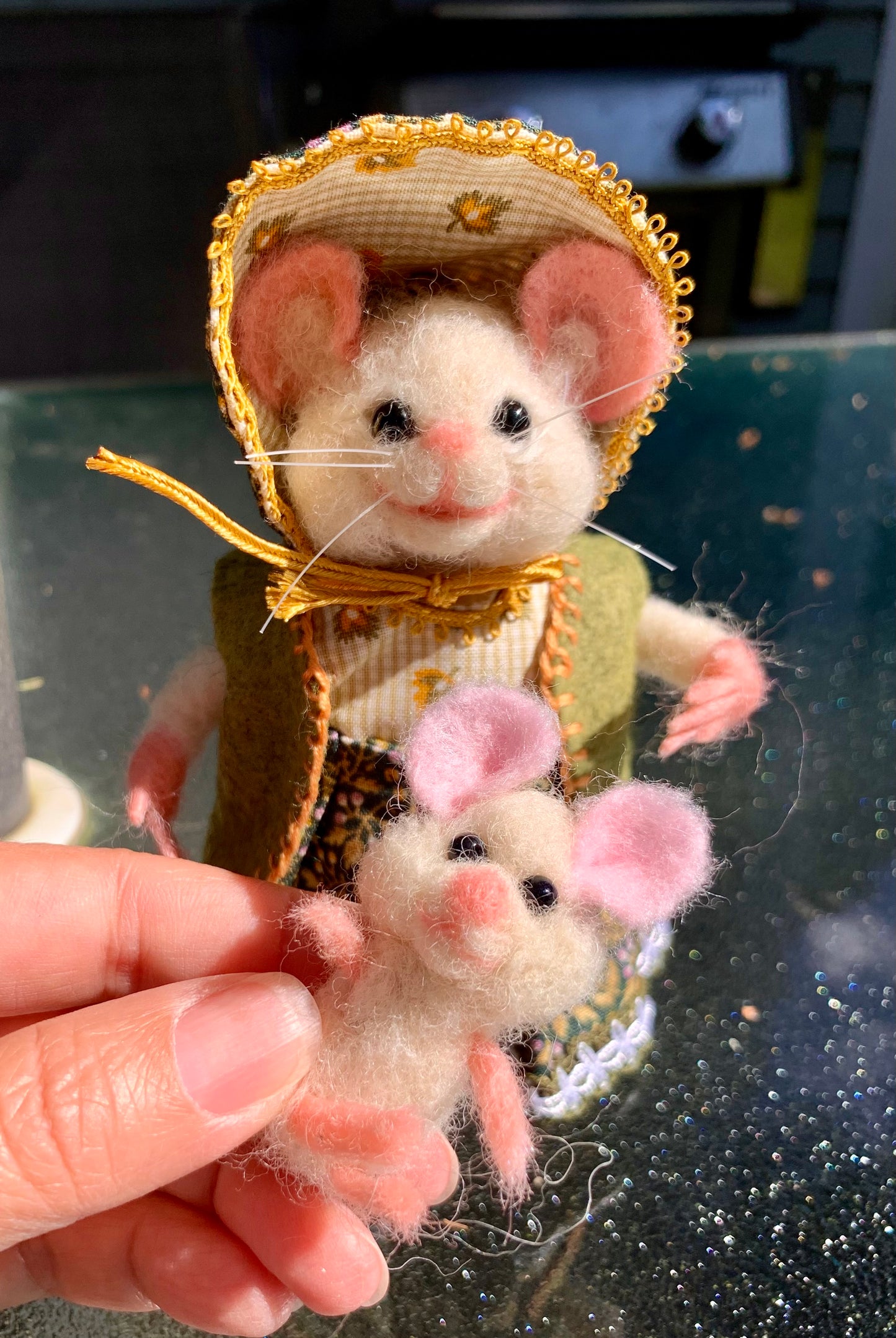 Victorian Lady Mouse with Baby – OOAK Needle Felted Collectible | Handmade Art Doll