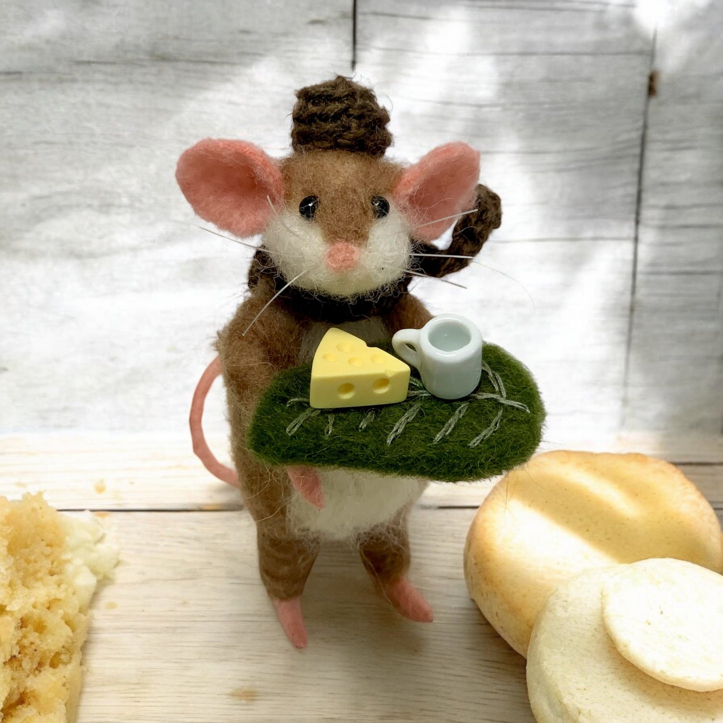 Needle-Felted Pip the Mouse – Handmade Autumn Coffee Art Doll | Whimsical Woodland Decor Collectible Dressed Figurine