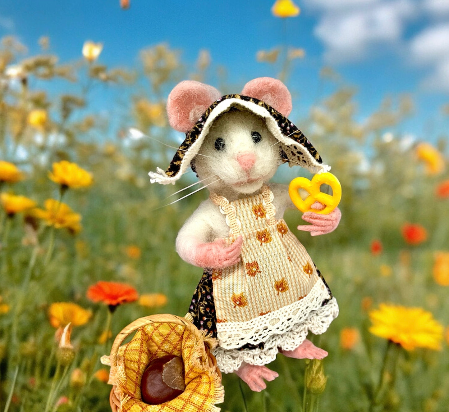 Bianca the Mouse – OOAK Needle Felted Natural Fiber Doll | Handmade Art Doll