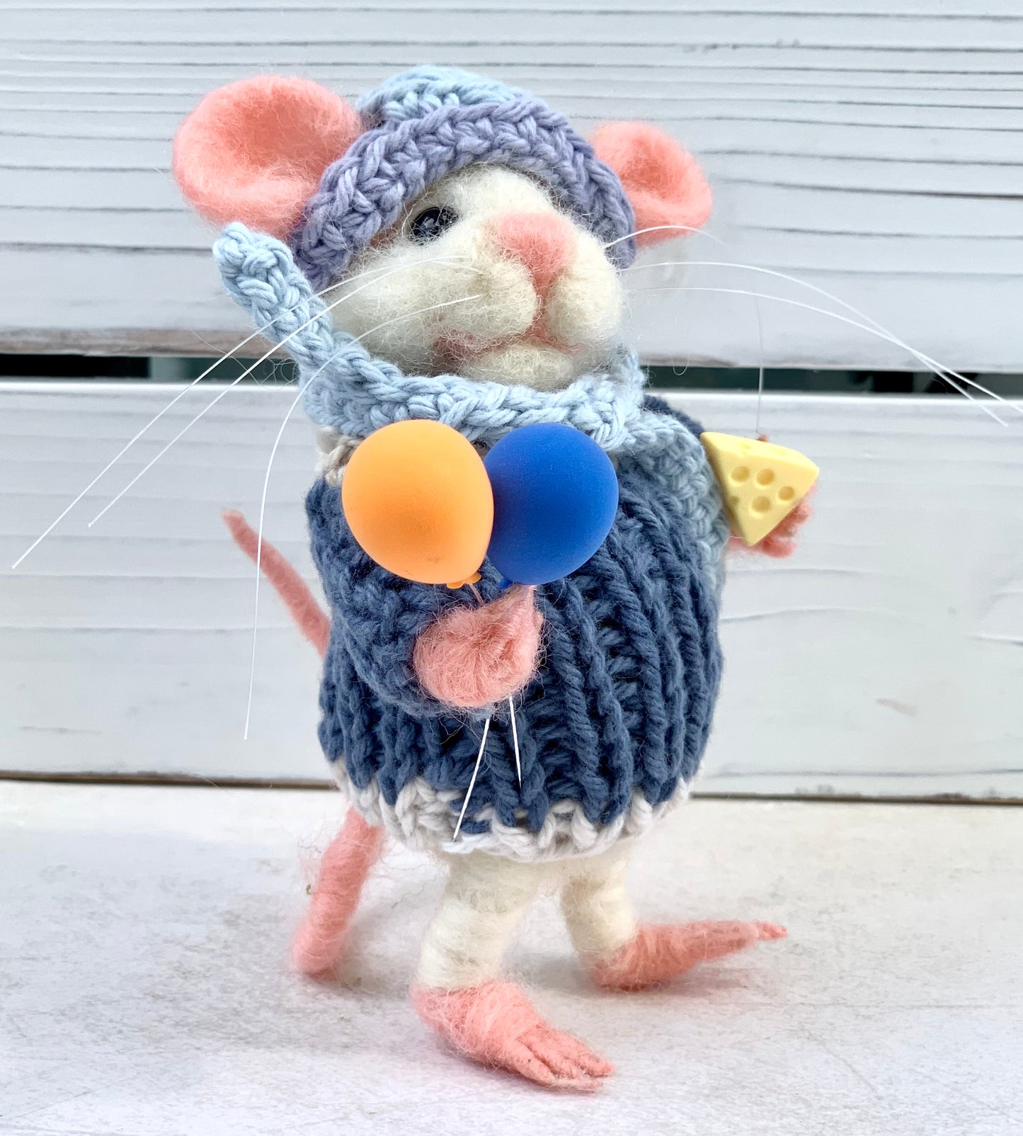 Topo Adagio Mouse, natural fiber friend, felt mouse, OOAK Art Doll