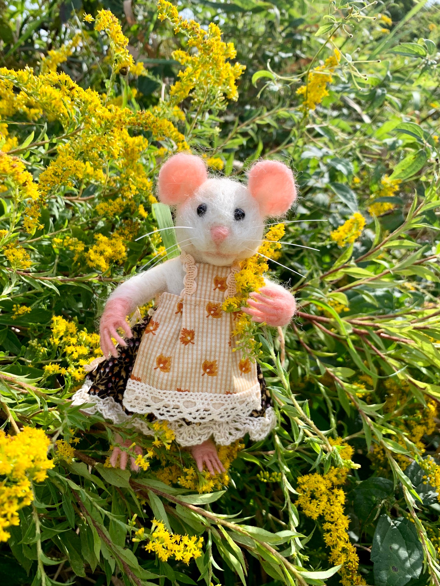 Bianca the Mouse – OOAK Needle Felted Natural Fiber Doll | Handmade Art Doll